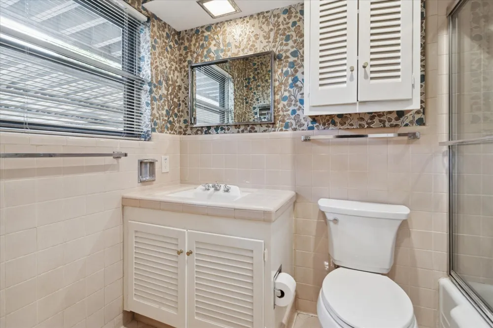 11118 Valleydale Drive #A Dallas, TX 75230