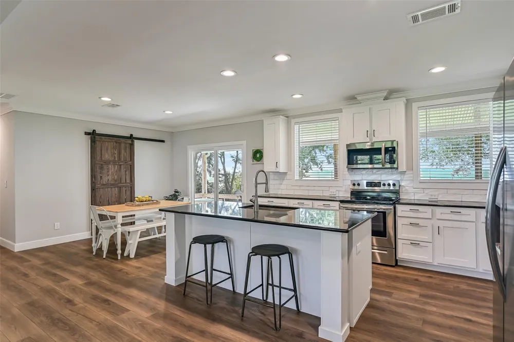 280 Nugent Drive Livingston, TX 77351