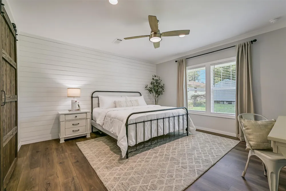 280 Nugent Drive Livingston, TX 77351
