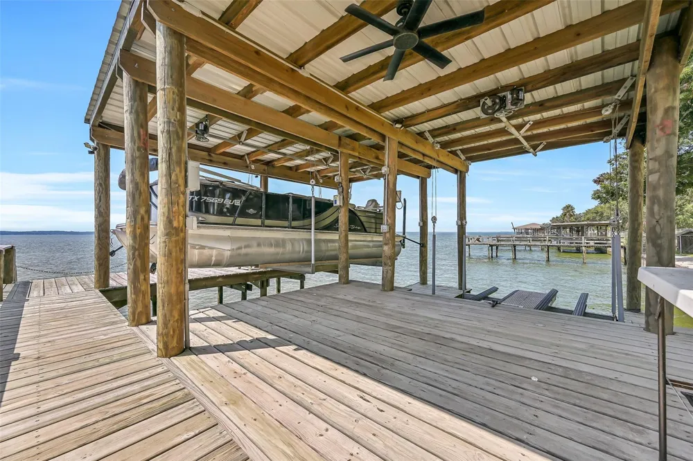 280 Nugent Drive Livingston, TX 77351