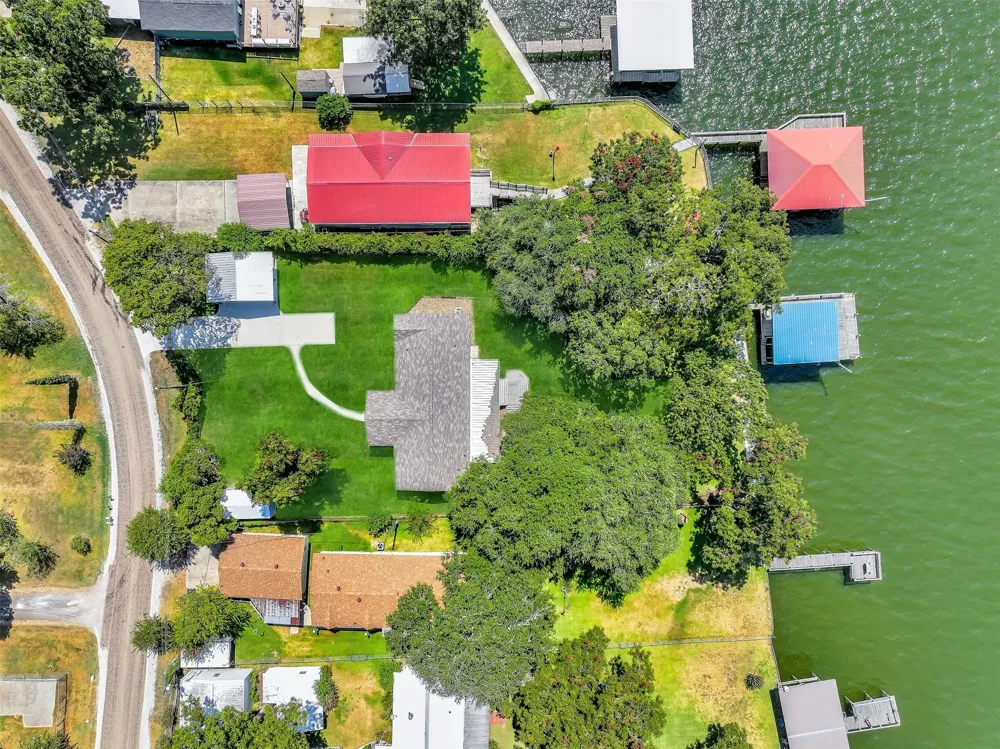 280 Nugent Drive Livingston, TX 77351