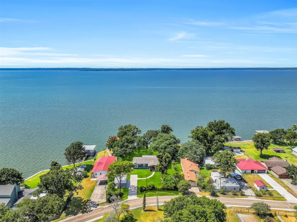 280 Nugent Drive Livingston, TX 77351