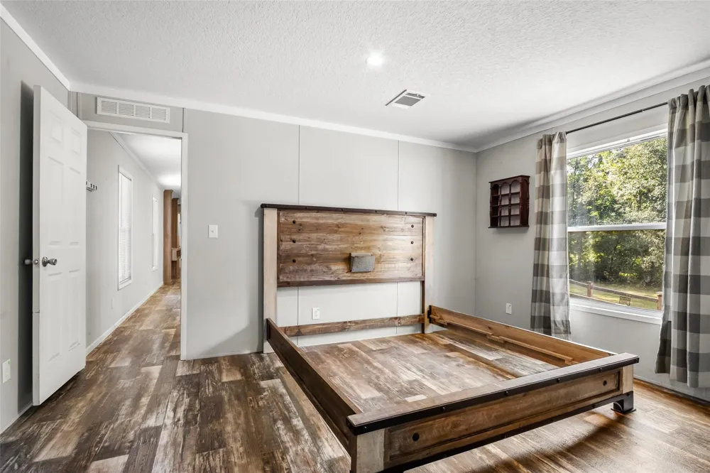 22605 Strickland Drive New Caney, TX 77357