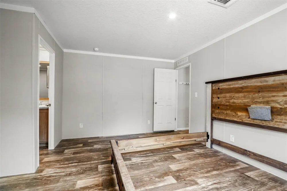 22605 Strickland Drive New Caney, TX 77357