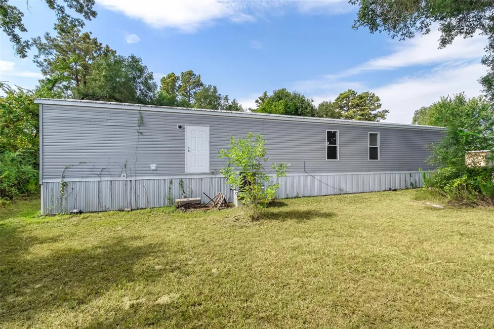 22605 Strickland Drive New Caney, TX 77357