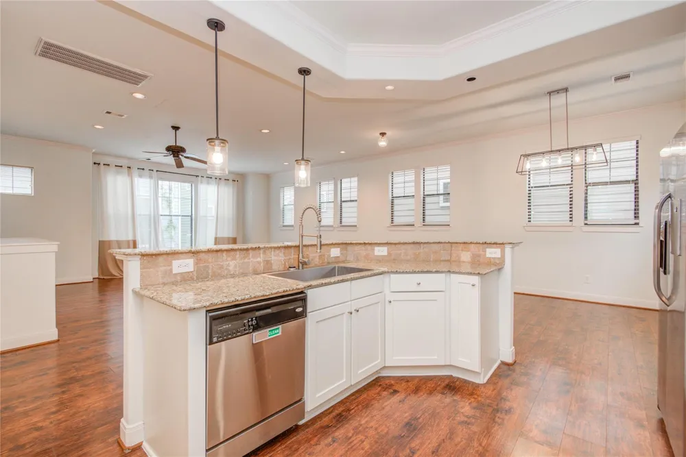 2414 Charleston Street #B Houston, TX 77021