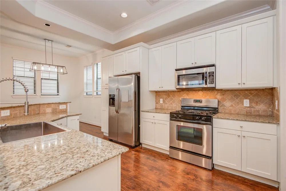 2414 Charleston Street #B Houston, TX 77021