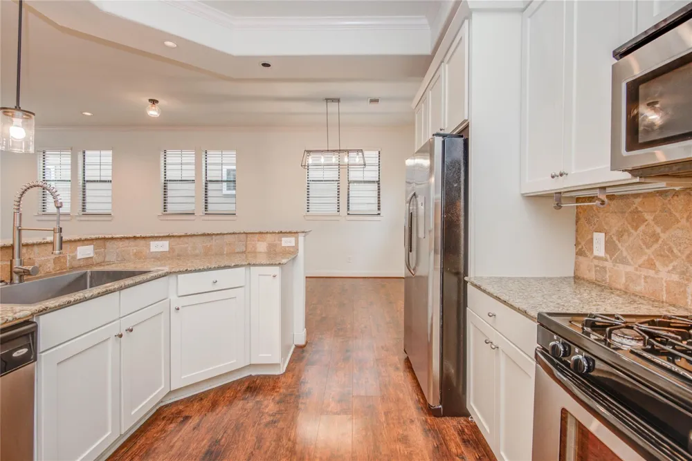 2414 Charleston Street #B Houston, TX 77021