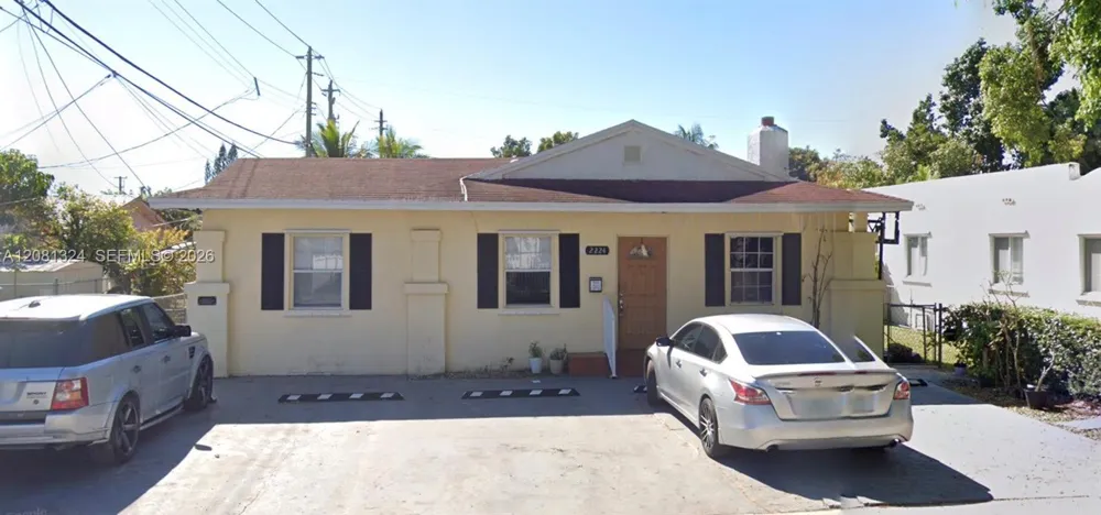 2224 SW 11th St #2 Miami, FL 33135