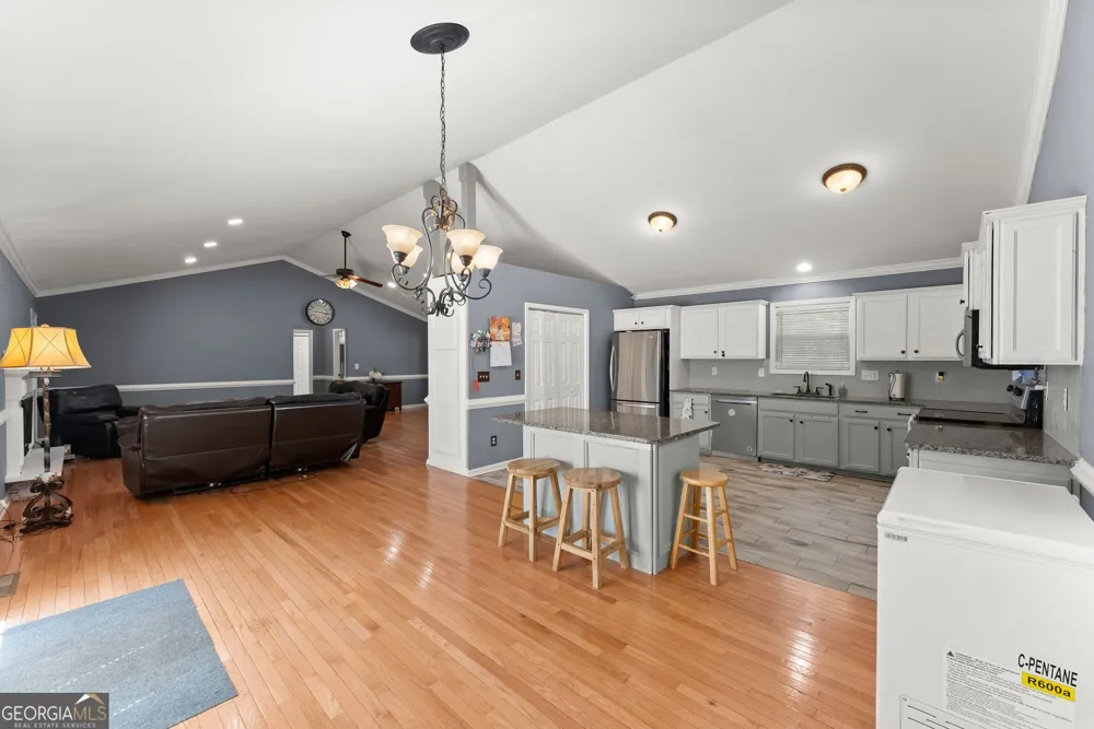 3528 Looper Lake RD Gainesville, GA 30506