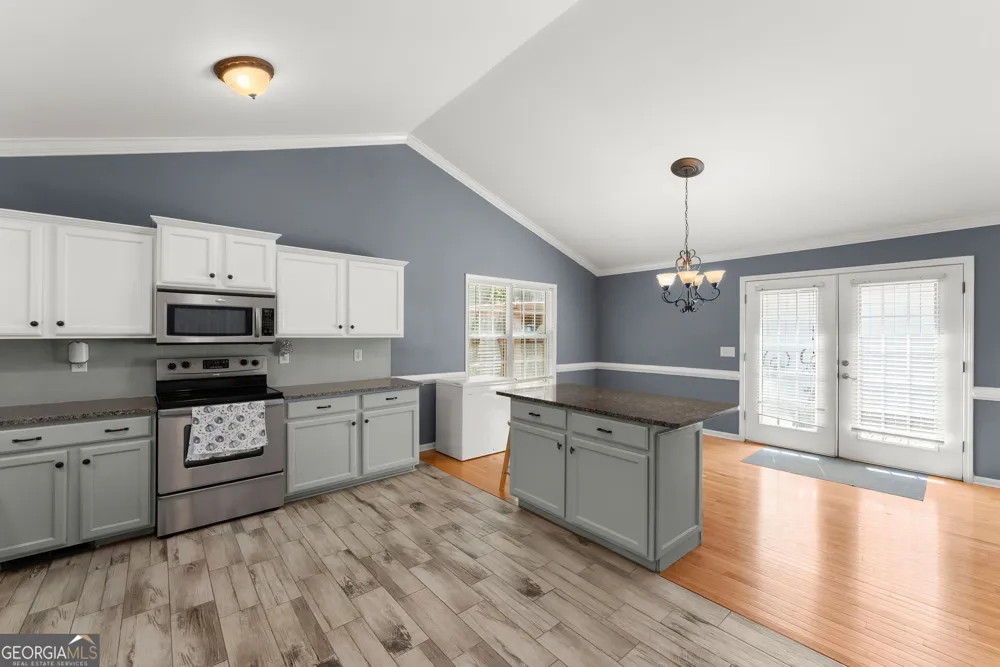 3528 Looper Lake RD Gainesville, GA 30506