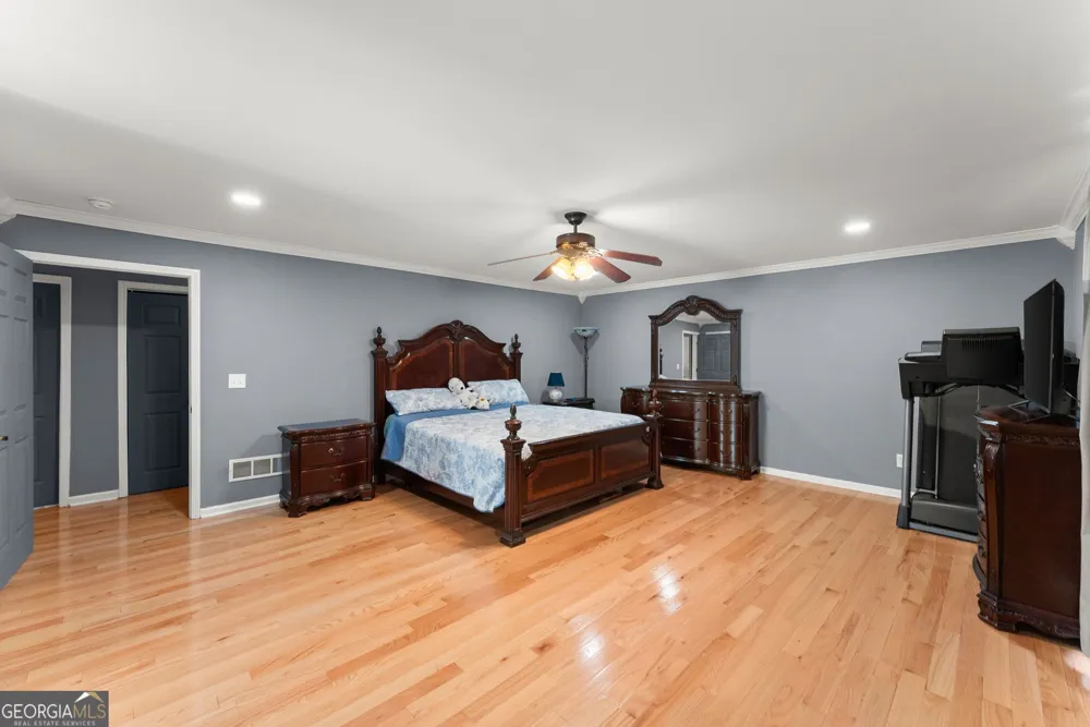 3528 Looper Lake RD Gainesville, GA 30506