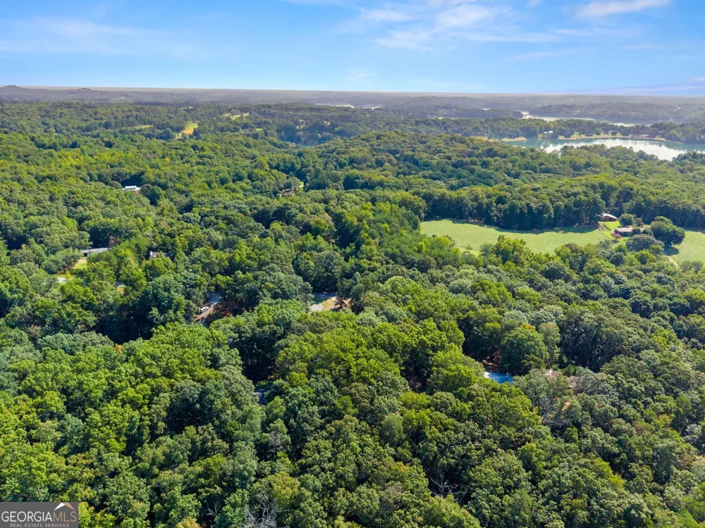 3528 Looper Lake RD Gainesville, GA 30506