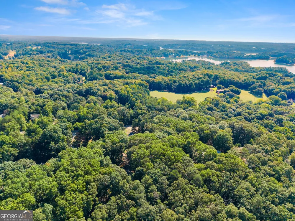3528 Looper Lake RD Gainesville, GA 30506