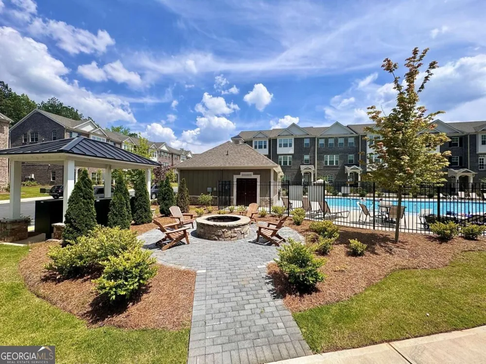 1447 Halstead PL Suwanee, GA 30024