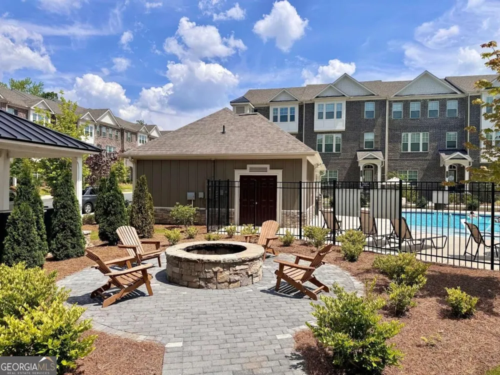 1447 Halstead PL Suwanee, GA 30024