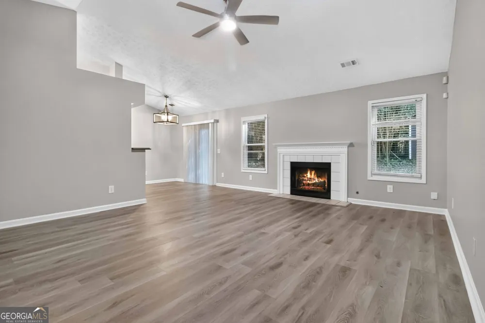 3820 Forsythia WAY Douglasville, GA 30135