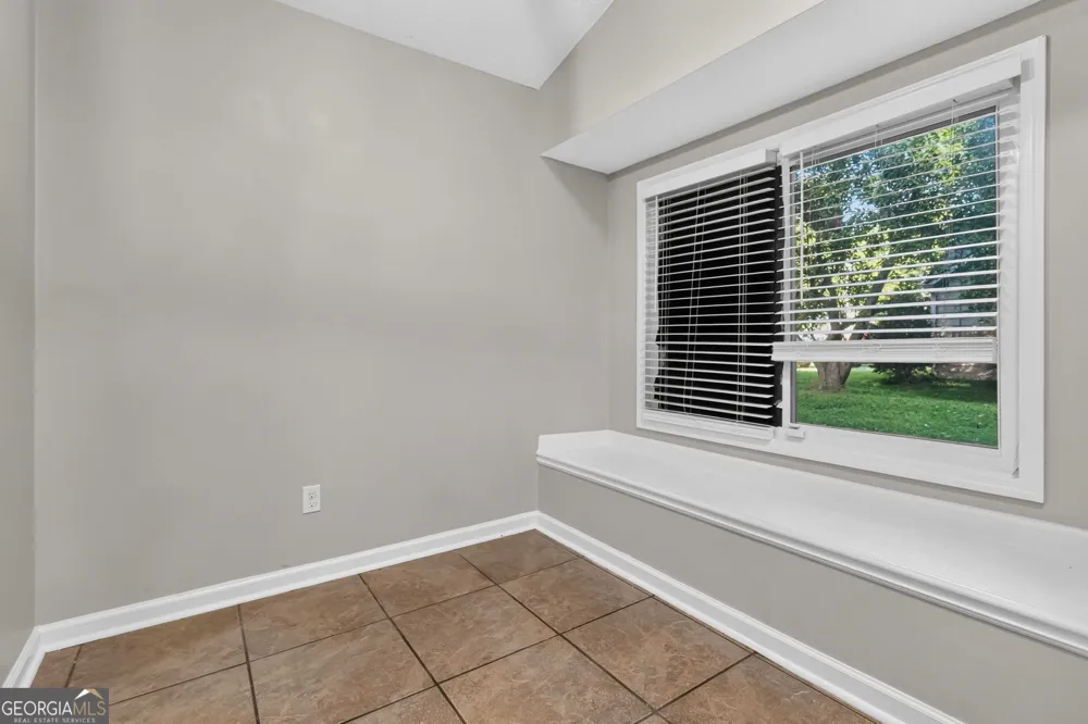 3820 Forsythia WAY Douglasville, GA 30135