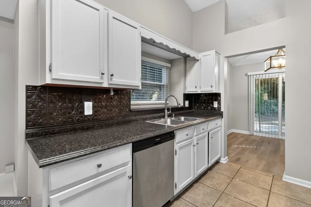 3820 Forsythia WAY Douglasville, GA 30135