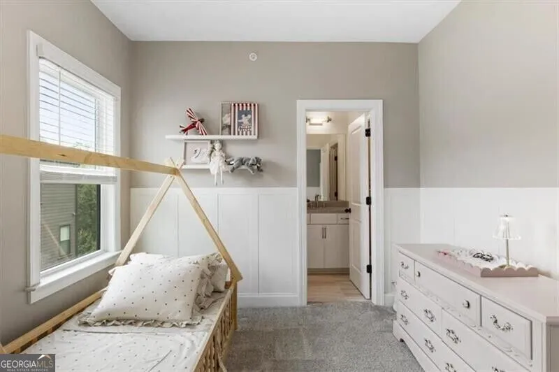 6579 Beacon DR Atlanta, GA 30328