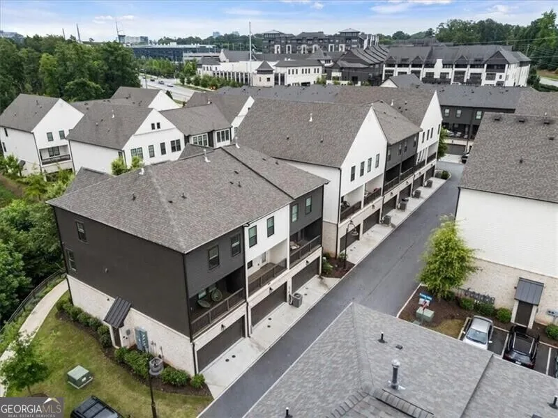 6579 Beacon DR Atlanta, GA 30328