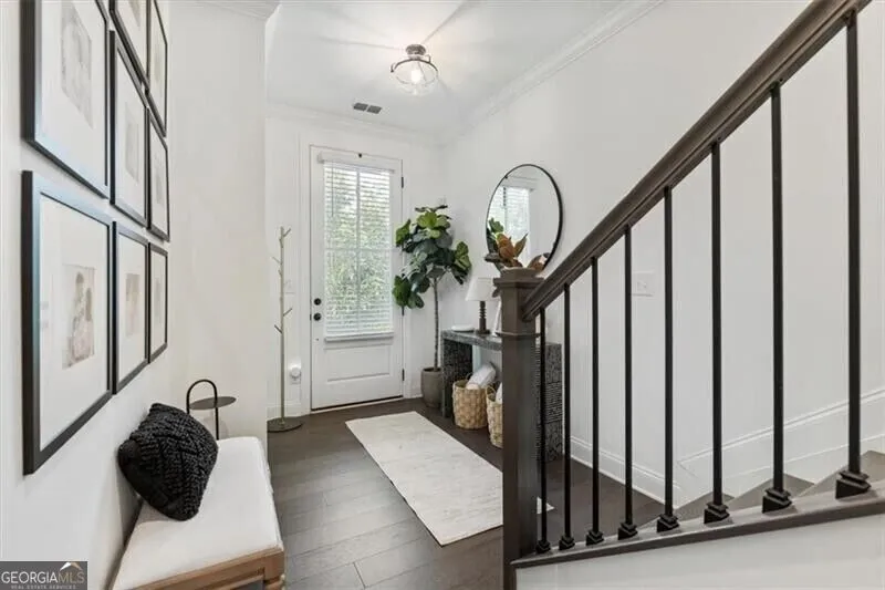 6579 Beacon DR Atlanta, GA 30328