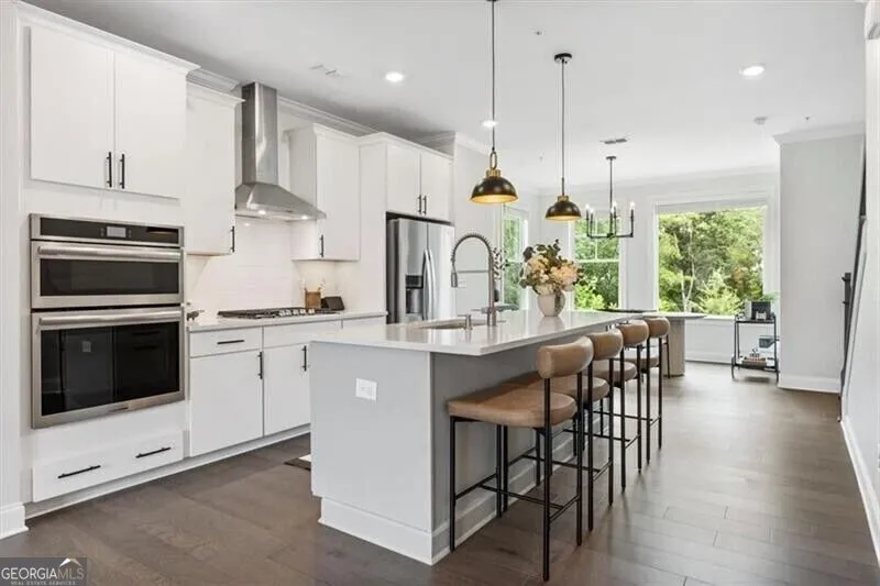 6579 Beacon DR Atlanta, GA 30328