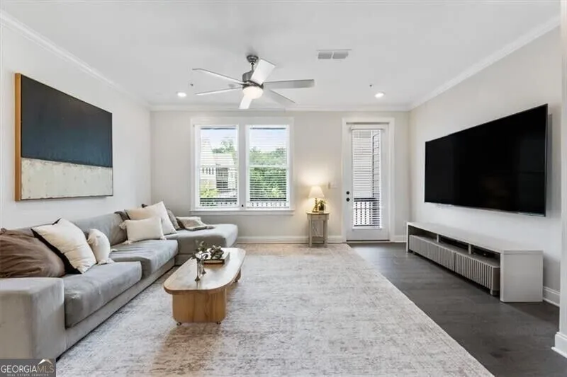 6579 Beacon DR Atlanta, GA 30328