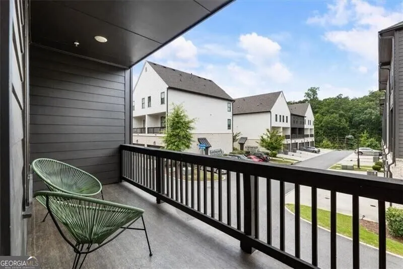 6579 Beacon DR Atlanta, GA 30328