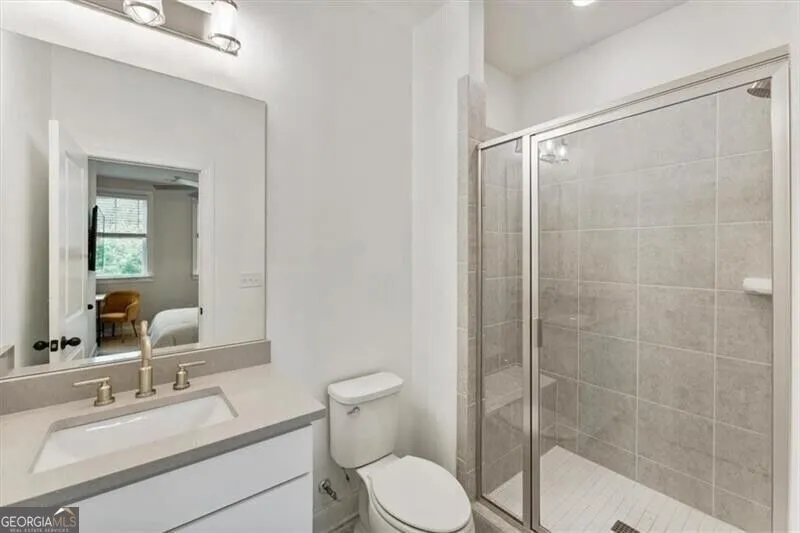6579 Beacon DR Atlanta, GA 30328