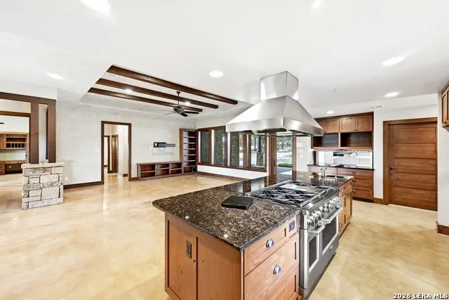 158 Condor San Marcos, TX 78666