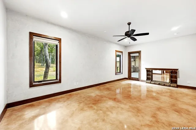 158 Condor San Marcos, TX 78666