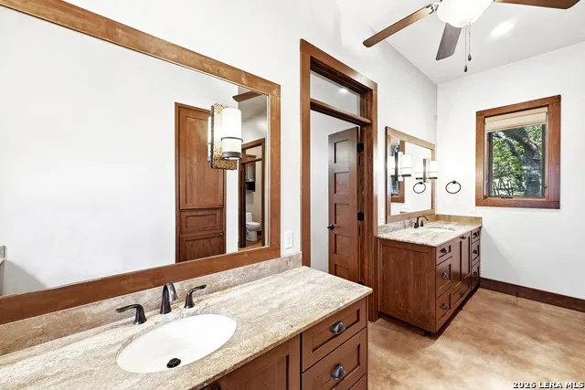 158 Condor San Marcos, TX 78666