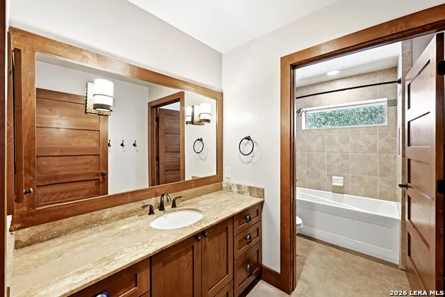 158 Condor San Marcos, TX 78666