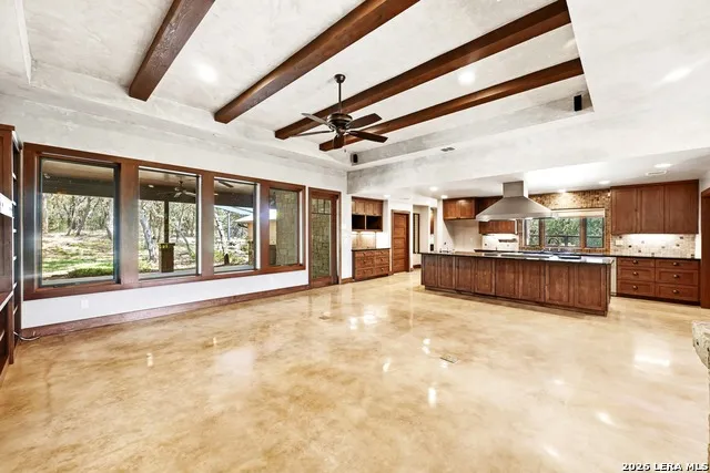 158 Condor San Marcos, TX 78666