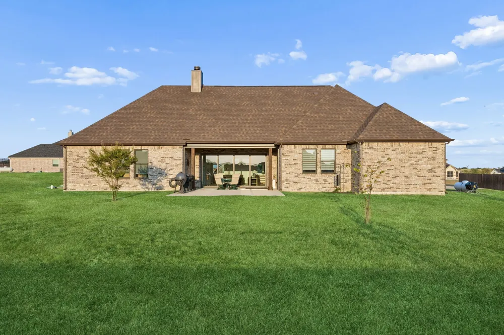 5008 Crown Court Sanger, TX 76266