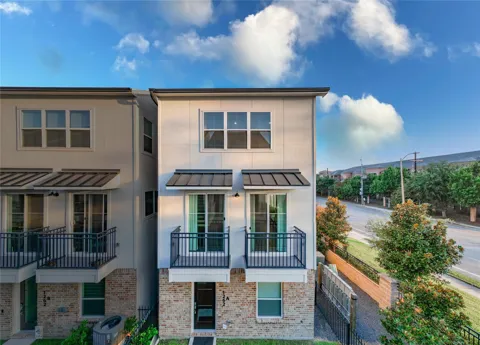 1262 Post Oak Road #A