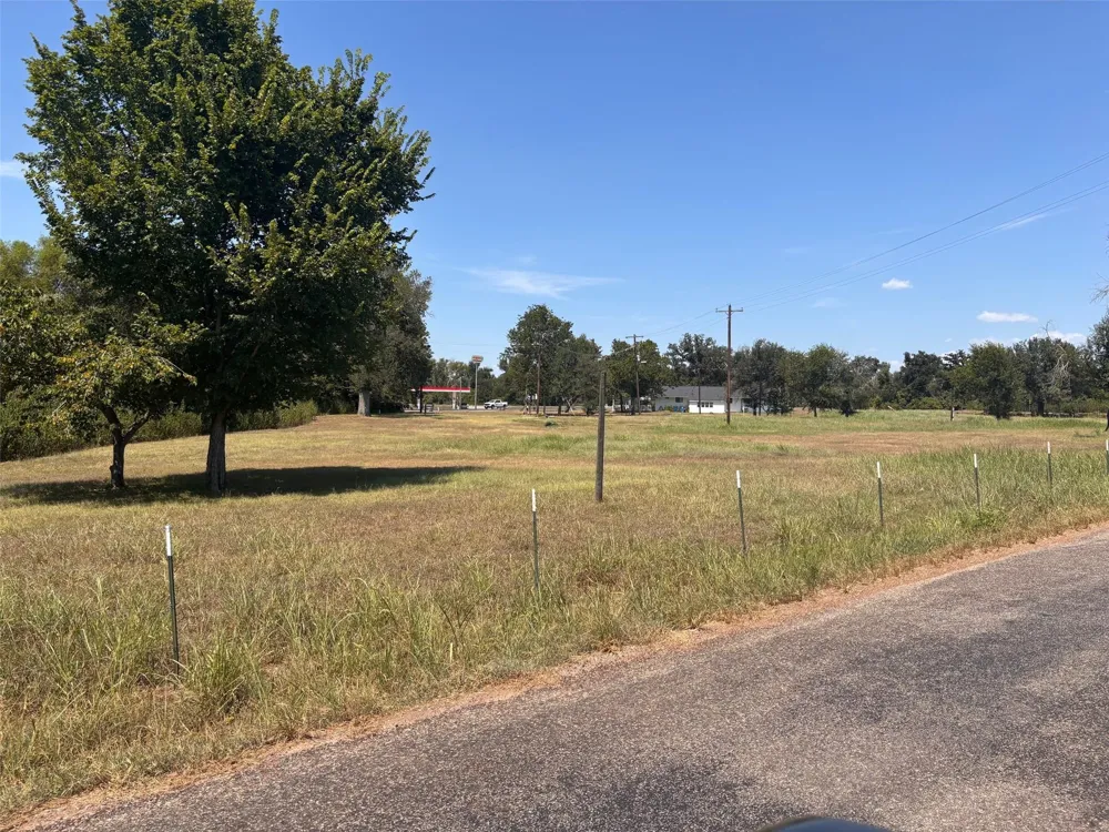 141 Fm 2429 Bellville, TX 77418