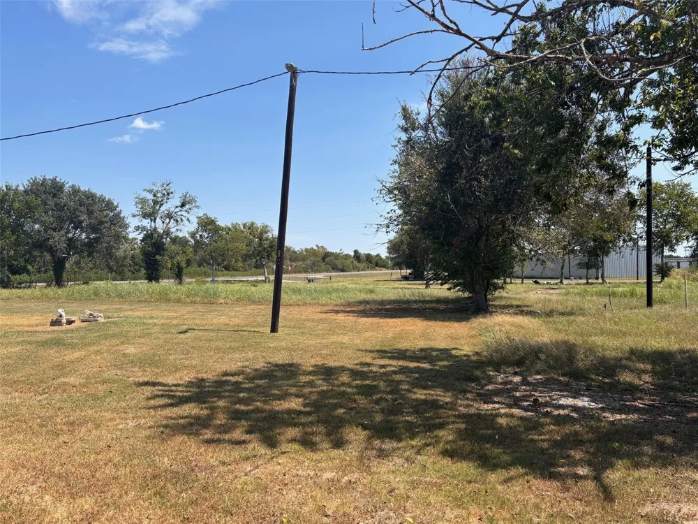 141 Fm 2429 Bellville, TX 77418