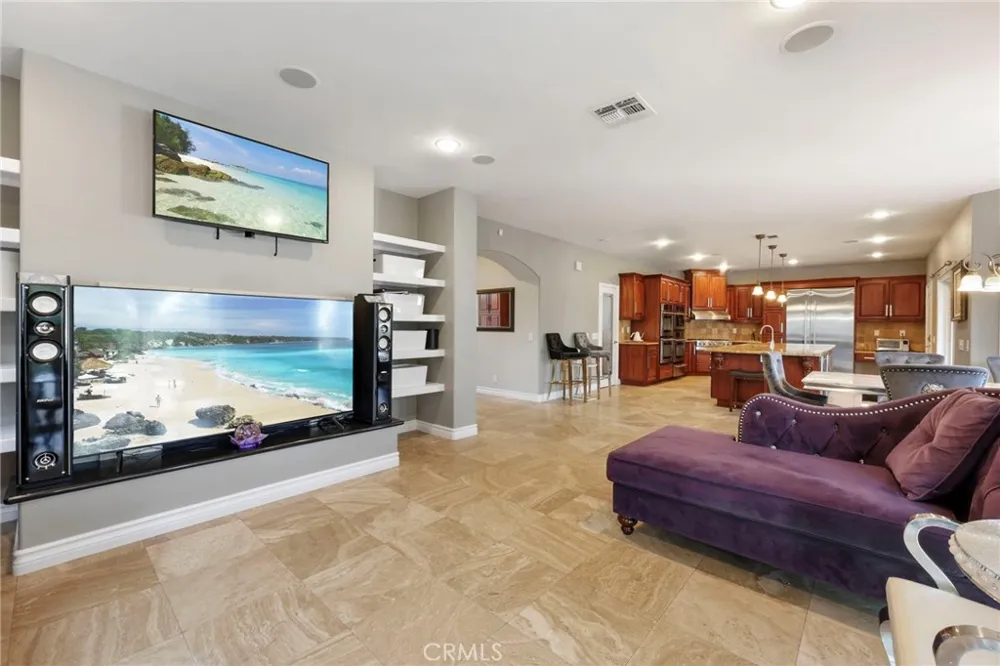 322 E 19th Upland, CA 91784