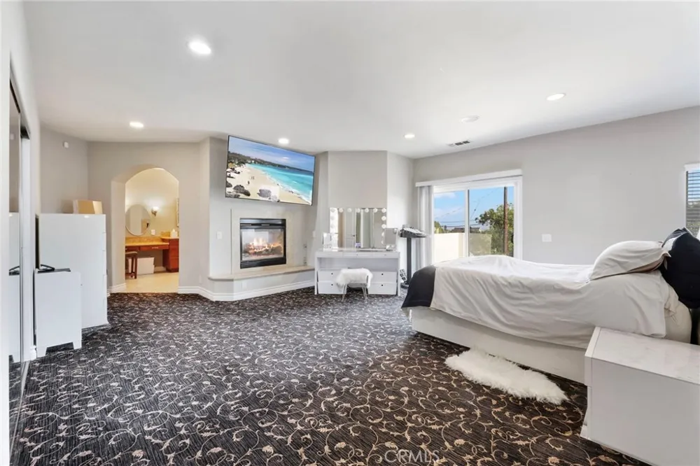 322 E 19th Upland, CA 91784