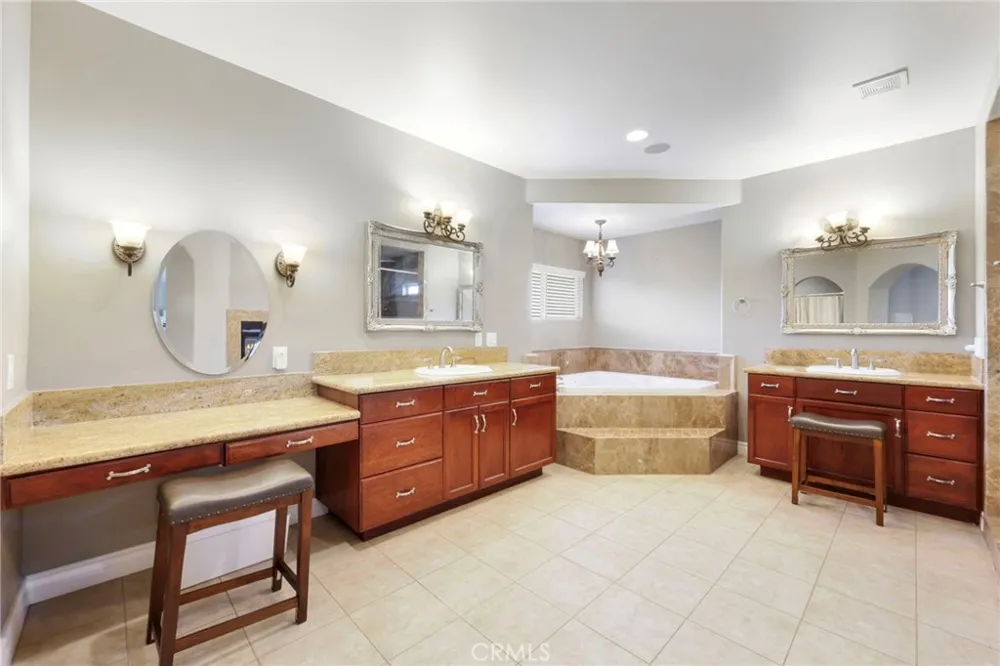 322 E 19th Upland, CA 91784