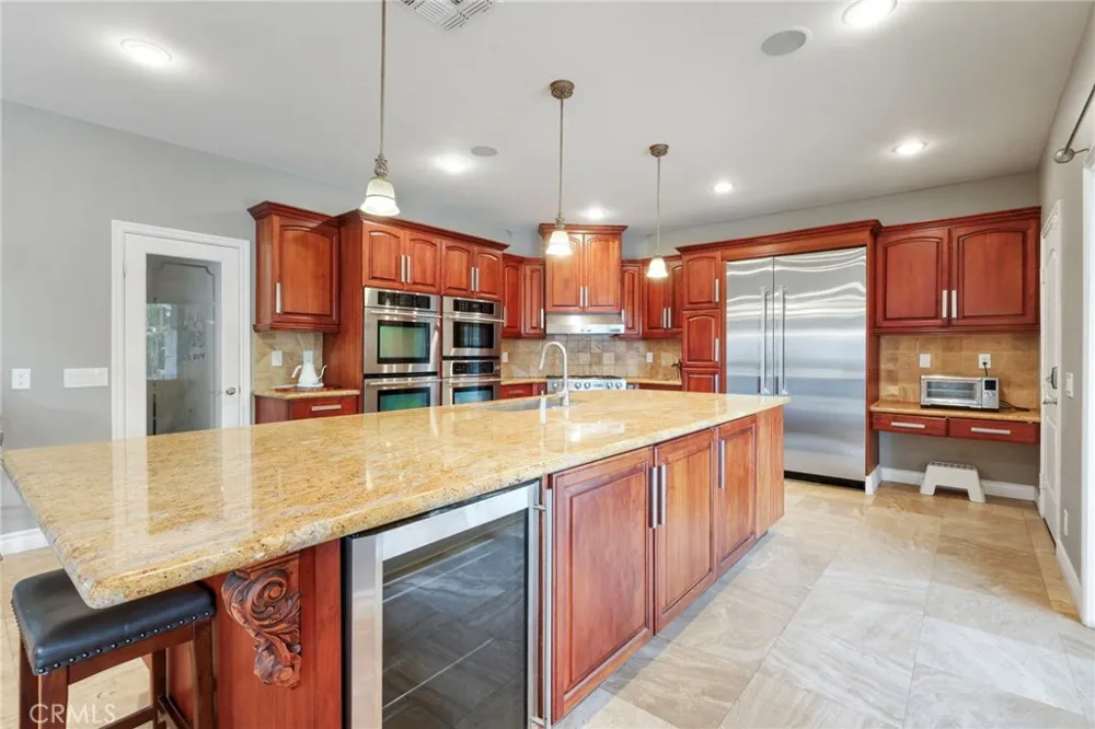 322 E 19th Upland, CA 91784