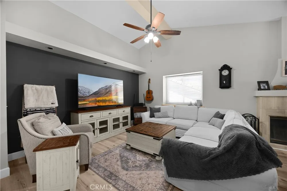 30833 Burning Tree Canyon Lake, CA 92587