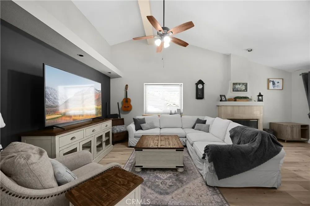 30833 Burning Tree Canyon Lake, CA 92587