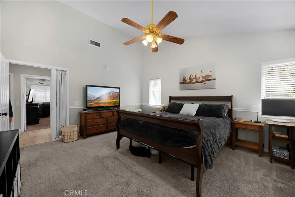 30833 Burning Tree Canyon Lake, CA 92587