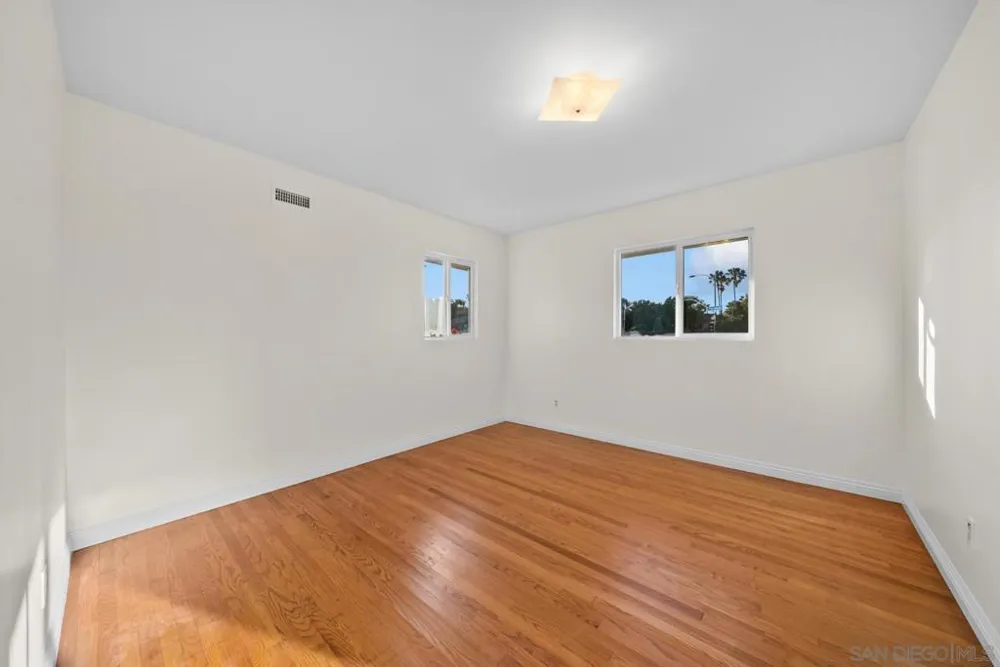 1261 Catalina San Diego, CA 92107