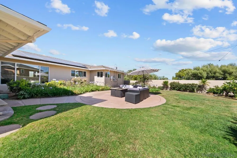 1261 Catalina San Diego, CA 92107