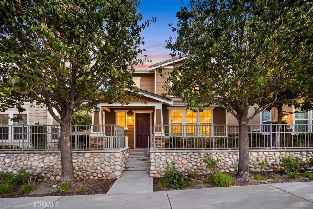 18048 Lemon Yorba Linda, CA 92886