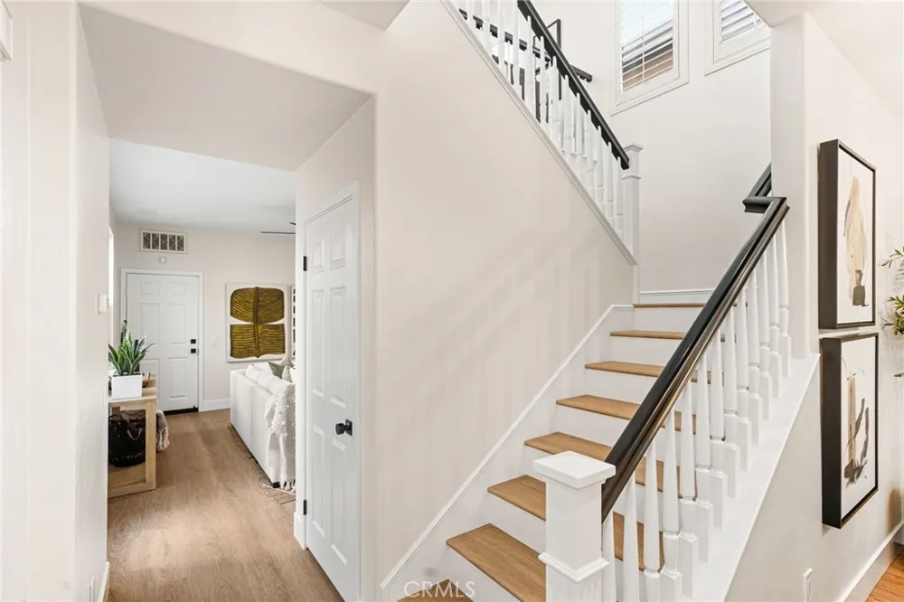 18048 Lemon Yorba Linda, CA 92886